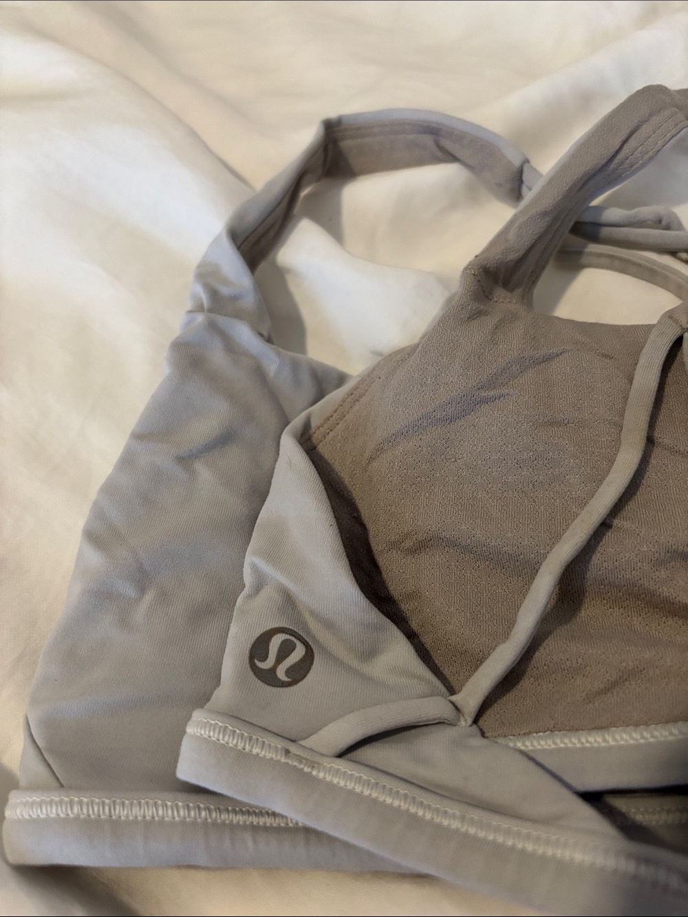 Lululemon Free to Be Bra Size 6